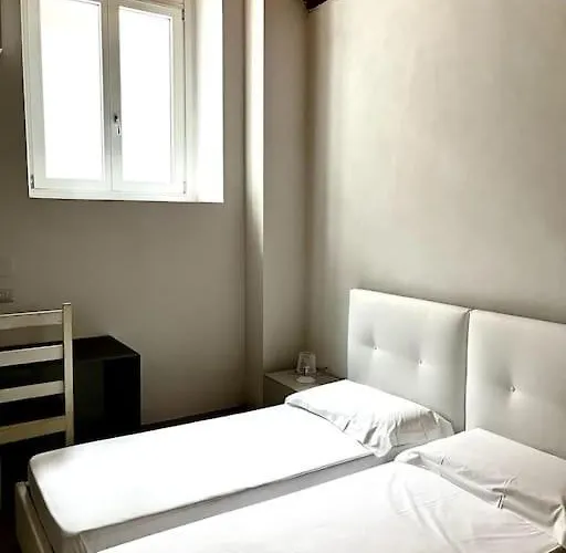 Immense Secret Cave ミラノ